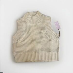Jessica Simpson Ivory Mock neck Chunky Knit Sleeveless Cropped Sweater Vest SM​